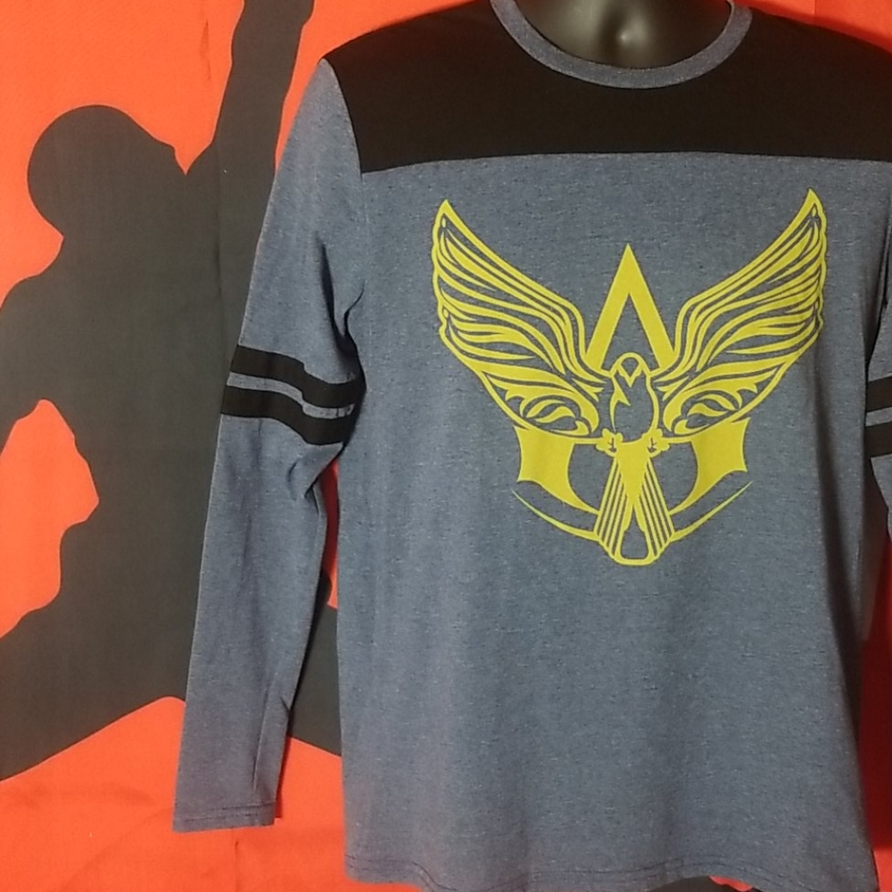 Assassins Creed IV Black Flag Long Sleeve Size LG